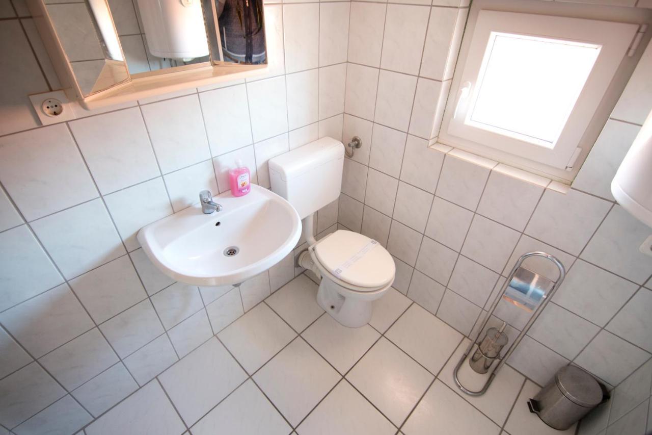 Apartmani Juric Vir Εξωτερικό φωτογραφία
